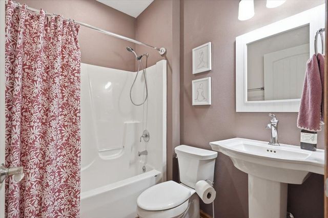 100 Isham Street, Stoughton, WI 53589