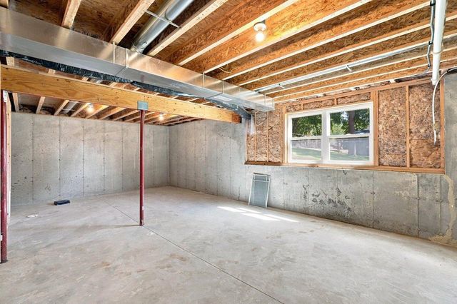 100 Isham Street, Stoughton, WI 53589