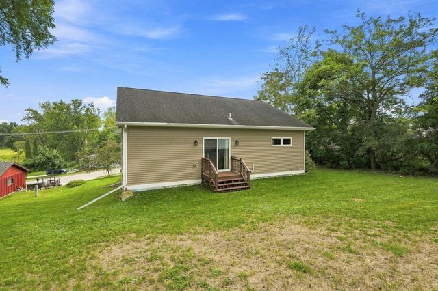 100 Isham Street, Stoughton, WI 53589
