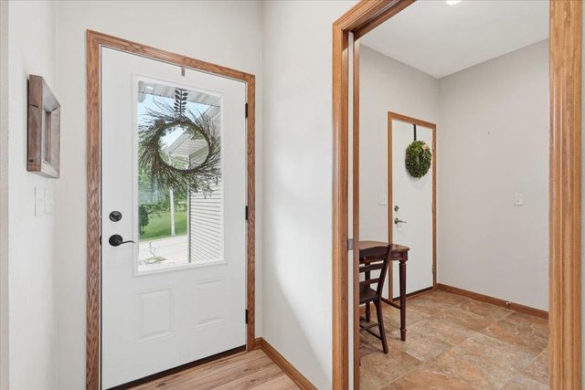 100 Isham Street, Stoughton, WI 53589