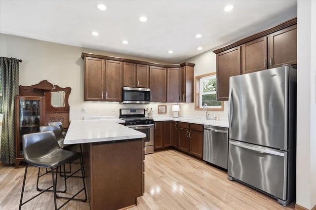 100 Isham Street, Stoughton, WI 53589