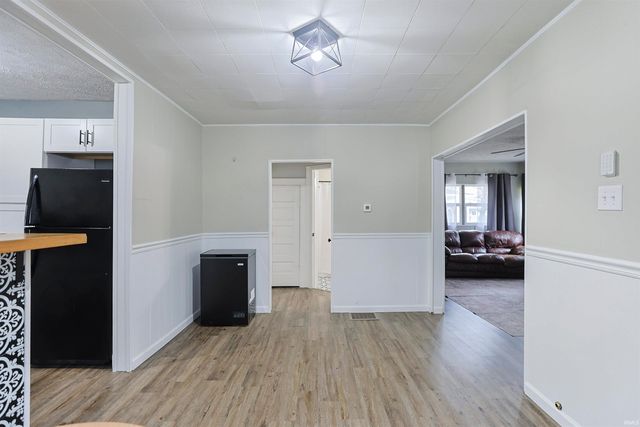 930 S 34Th Street, South Bend, IN 46615