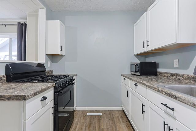 930 S 34Th Street, South Bend, IN 46615