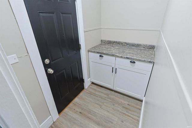 930 S 34Th Street, South Bend, IN 46615