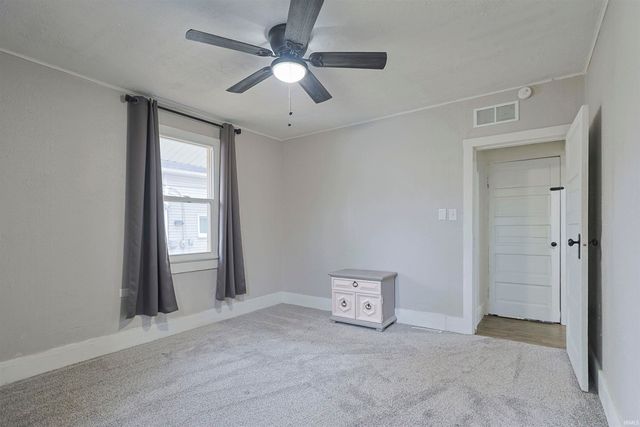 930 S 34Th Street, South Bend, IN 46615