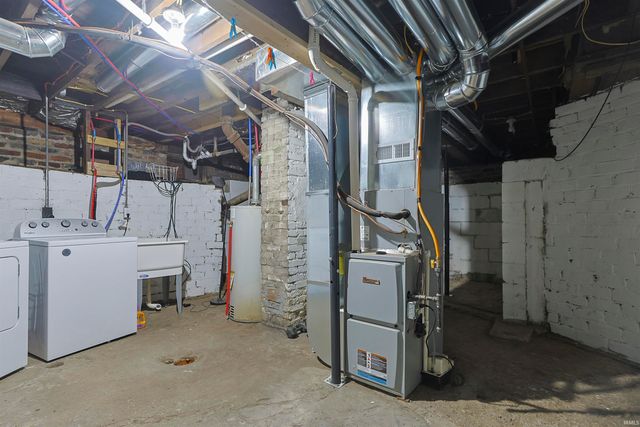 930 S 34Th Street, South Bend, IN 46615