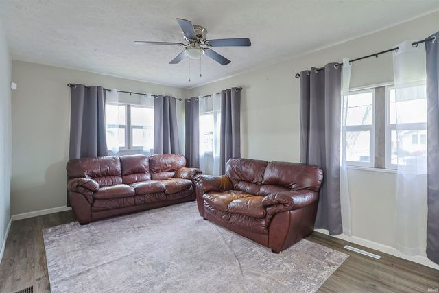 930 S 34Th Street, South Bend, IN 46615