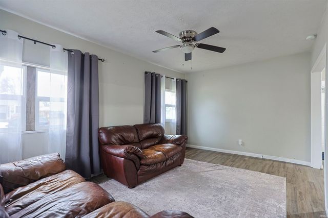 930 S 34Th Street, South Bend, IN 46615