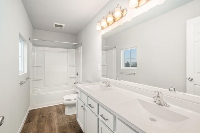 13726 Oasis Avenue, Holland Twp, MI 49424