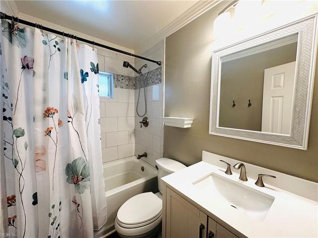 1323 W Norcova DR, Norfolk, VA 23502