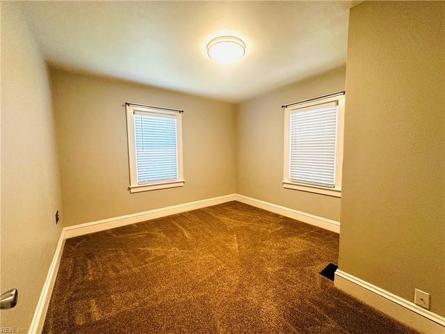 1323 W Norcova DR, Norfolk, VA 23502