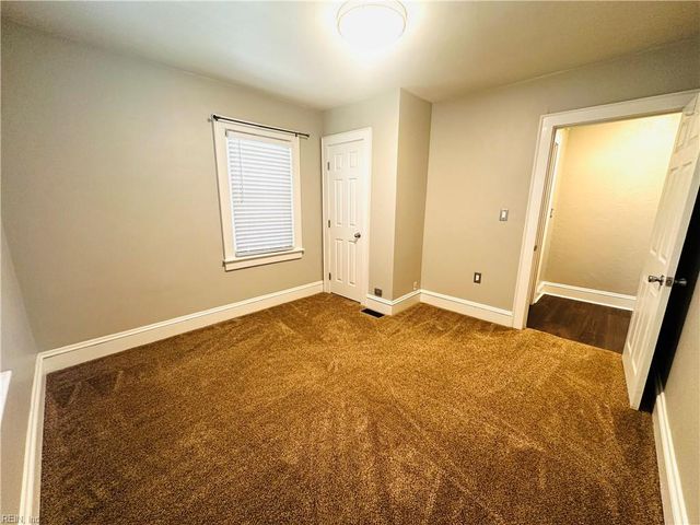 1323 W Norcova DR, Norfolk, VA 23502