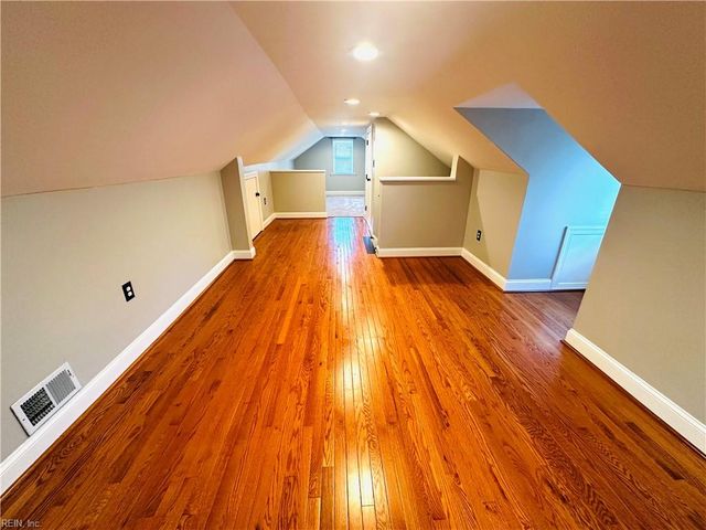 1323 W Norcova DR, Norfolk, VA 23502