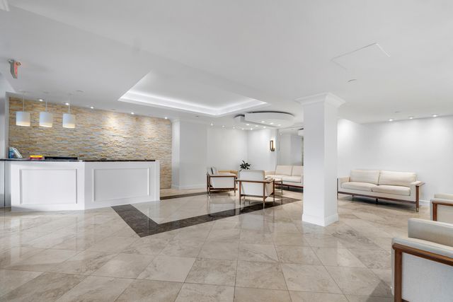 3250 S Ocean Boulevard 206s, Palm Beach, FL 33480