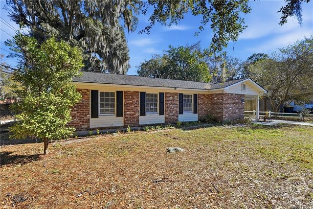 2 La Brea Boulevard, Savannah, GA 31419