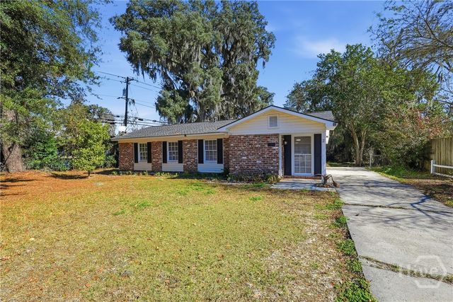 2 La Brea Boulevard, Savannah, GA 31419