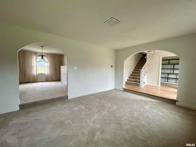 317 S Lu Court, Carbondale, IL 62901