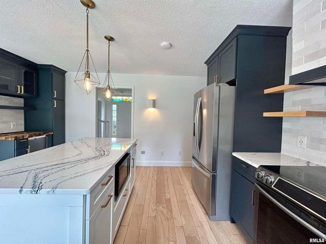 317 S Lu Court, Carbondale, IL 62901