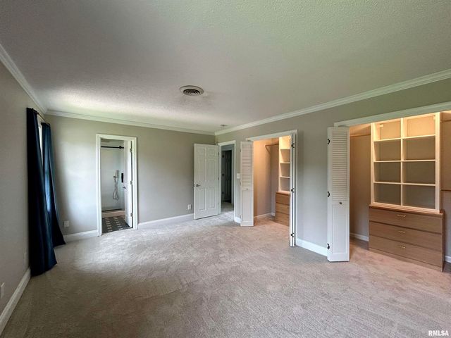 317 S Lu Court, Carbondale, IL 62901