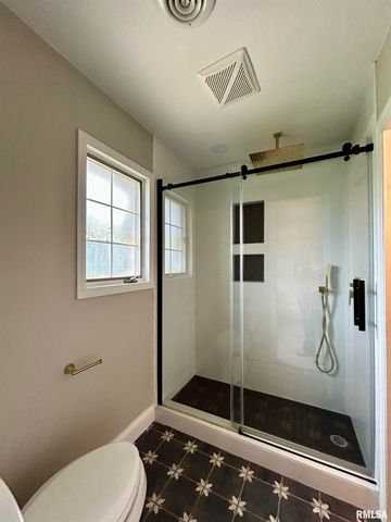 317 S Lu Court, Carbondale, IL 62901