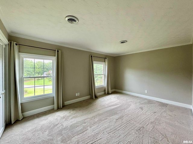 317 S Lu Court, Carbondale, IL 62901