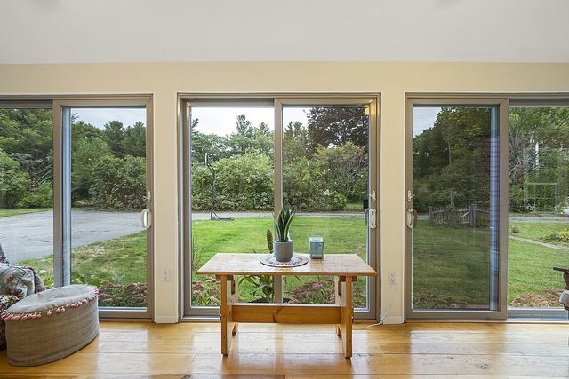 200 Lake Rd, Ashburnham, MA 01430