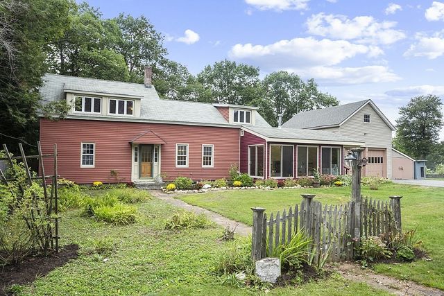 200 Lake Rd, Ashburnham, MA 01430