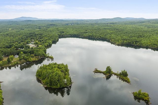 200 Lake Rd, Ashburnham, MA 01430