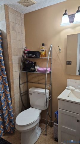 16 Moorwood Ridge Dr, North Chesterfield, VA 23236