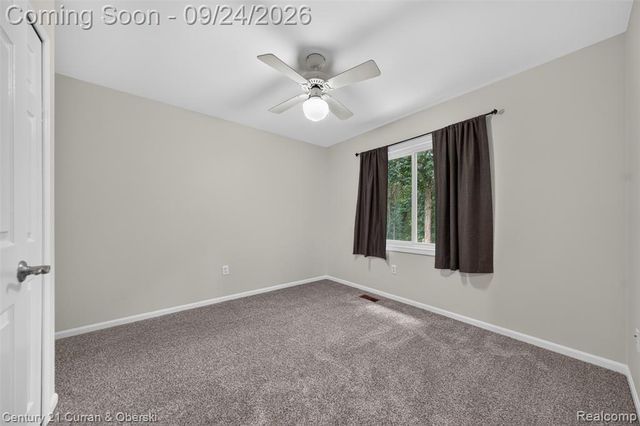 1230 Cottonwood Street, Lake Orion, MI 48360