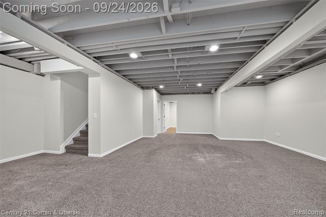1230 Cottonwood Street, Lake Orion, MI 48360