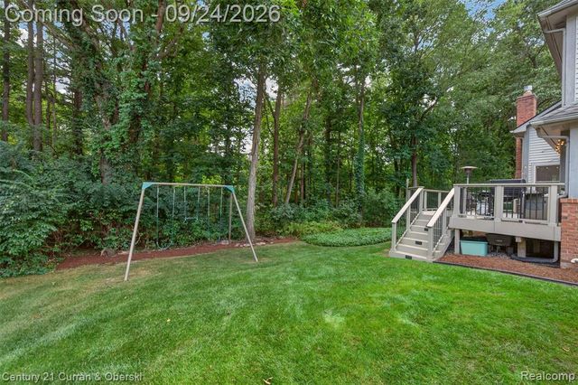 1230 Cottonwood Street, Lake Orion, MI 48360