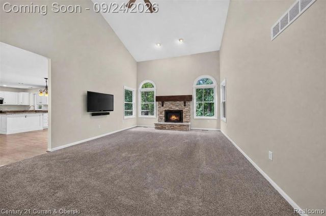 1230 Cottonwood Street, Lake Orion, MI 48360