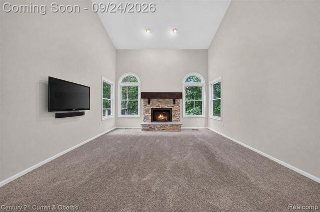 1230 Cottonwood Street, Lake Orion, MI 48360