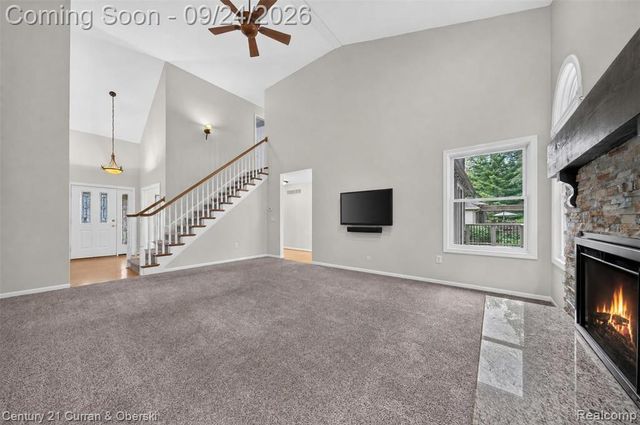 1230 Cottonwood Street, Lake Orion, MI 48360
