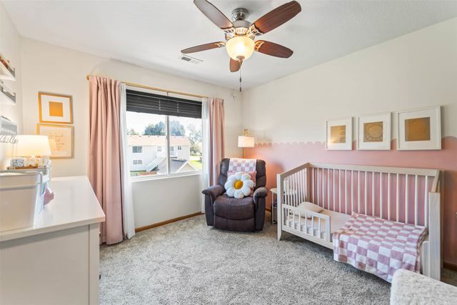 445 Boulder Ridge Court, Pleasant Hill, IA 50327