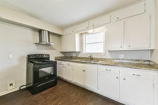 26790 Burning Tree, New Caney, TX 77357