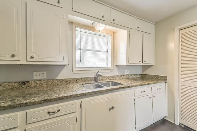 26790 Burning Tree, New Caney, TX 77357