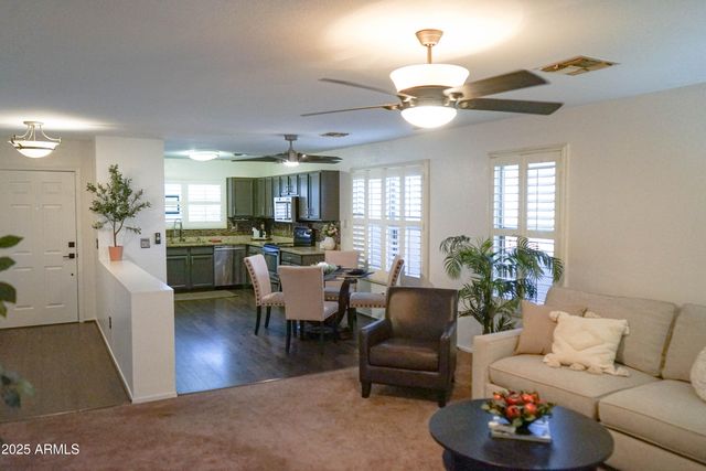 2323 E PEACH TREE Drive, Chandler, AZ 85249