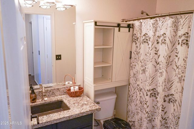 2323 E PEACH TREE Drive, Chandler, AZ 85249