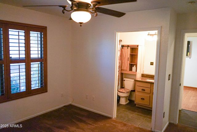 2323 E PEACH TREE Drive, Chandler, AZ 85249