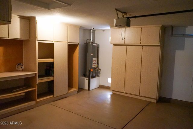 2323 E PEACH TREE Drive, Chandler, AZ 85249