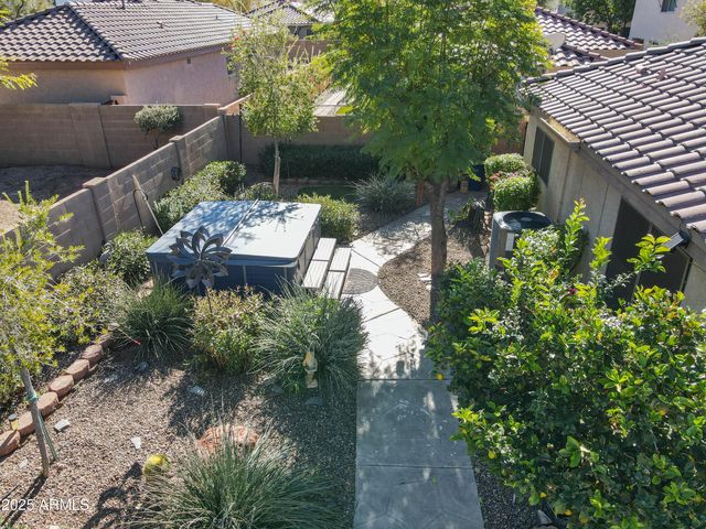 2323 E PEACH TREE Drive, Chandler, AZ 85249