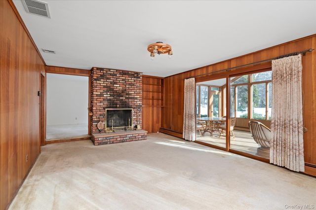 336 W Hills Road, Huntington, NY 11743