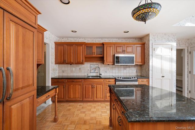 336 W Hills Road, Huntington, NY 11743