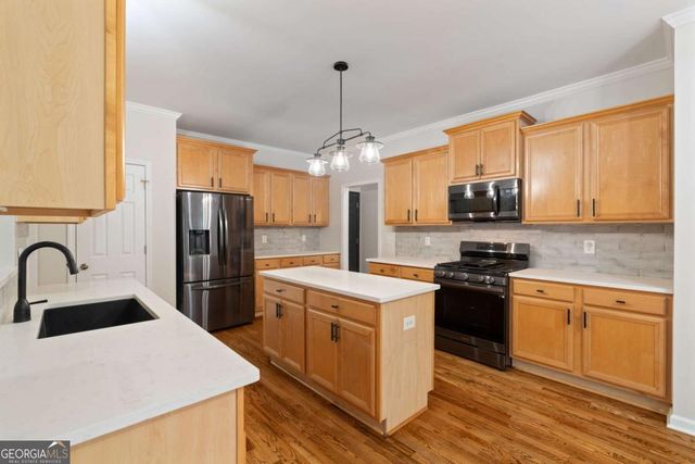 8745 Stone River Drive, Gainesville, GA 30506