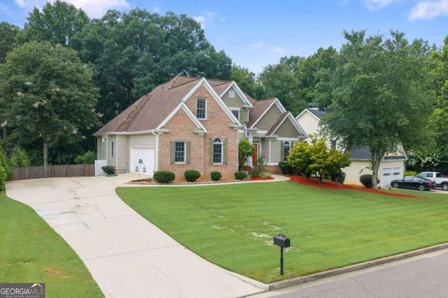 8745 Stone River Drive, Gainesville, GA 30506