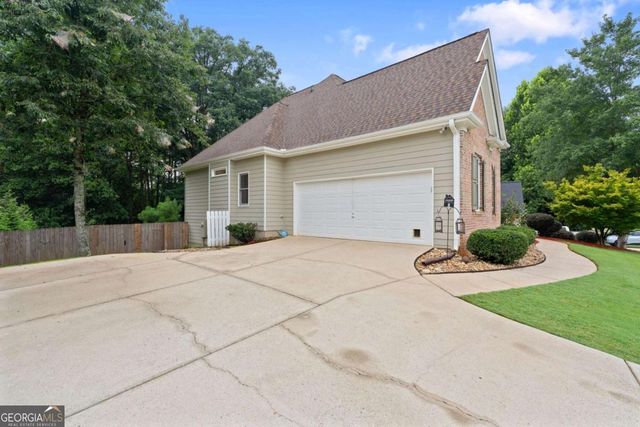 8745 Stone River Drive, Gainesville, GA 30506
