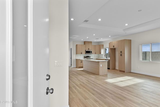 8633 Hickory Drive, California City, CA 93505