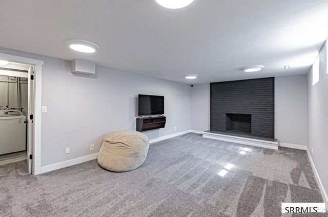 756 Grace Avenue, Idaho Falls, ID 83402